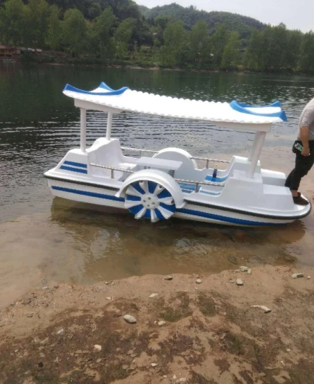 ZH 五人自排水休闲脚踏船.png